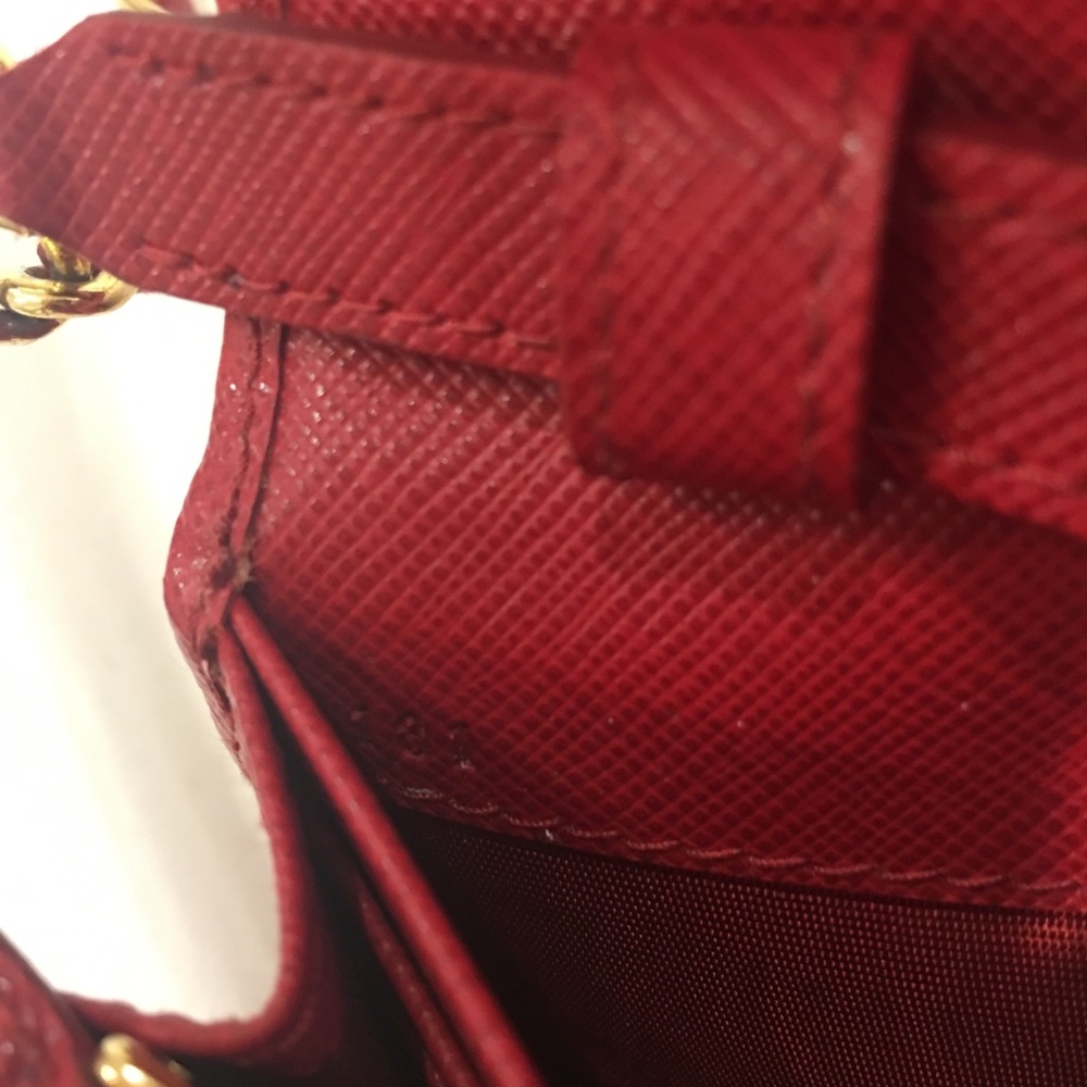🙅🏻‍♀️SOLD🙅🏻‍♀️ Prada WOC - Picture 4 of 8
